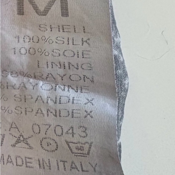 ✨ Vintage Seduction Silk Dress – Made in Italy (Fits S/M) ✨ - Picture 7 of 7